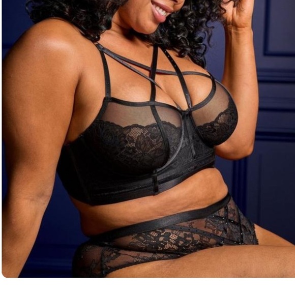 TORRID NWT Strappy Rhinestone Lace Underwire Bralette and Matching Cheeky Panty - Picture 9 of 10